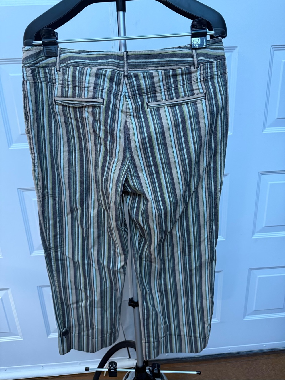 Ann Taylor Striped Cropped Cargo Pants in Brown and Green - Picture 8 of 11